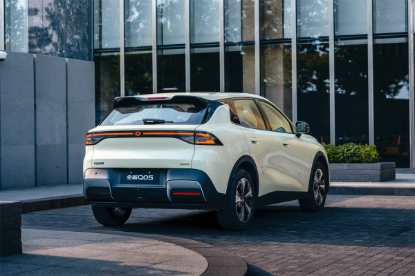 试驾｜长安启源全新Q05：“均衡”的10万元级纯电SUV
